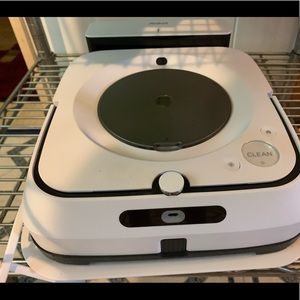 Braava jet® m6 Robot mop